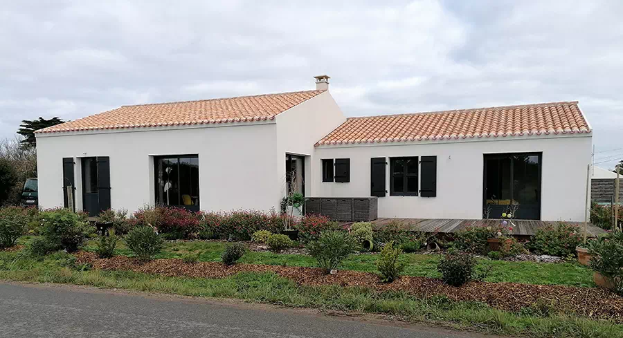 Réalisation par un constructeur de maison bois à Sainte-Gemme-la-Plaine