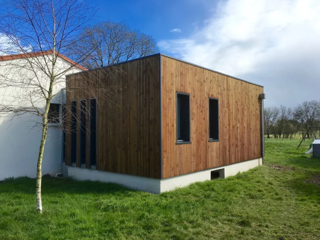 Réalisation d'une extension à Sainte-Gemme-la-Plaine